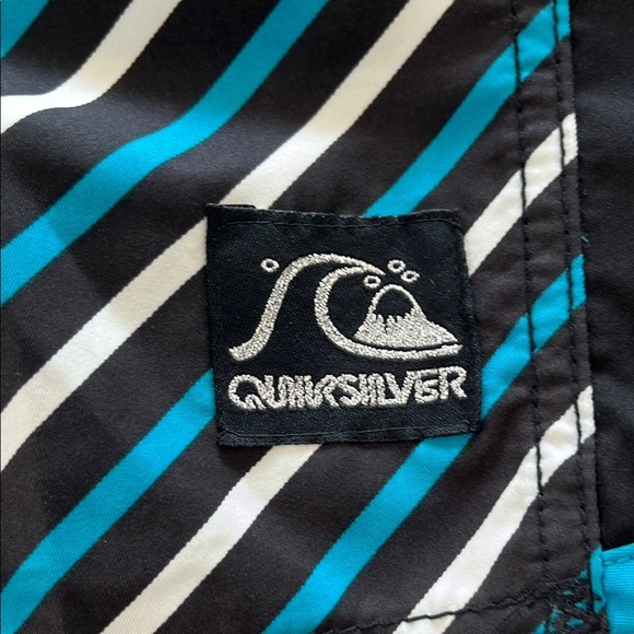 Quiksilver Black White and Blue Teal Striped Boardshorts - Picture 2 of 8